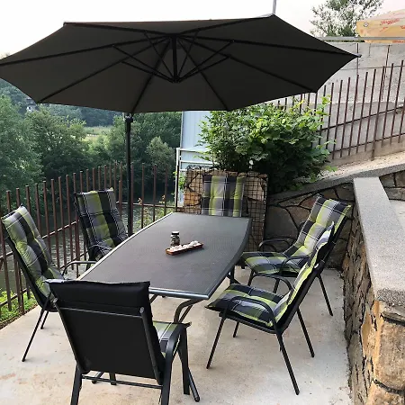 Ammirevole -moon- Apartman Visoko